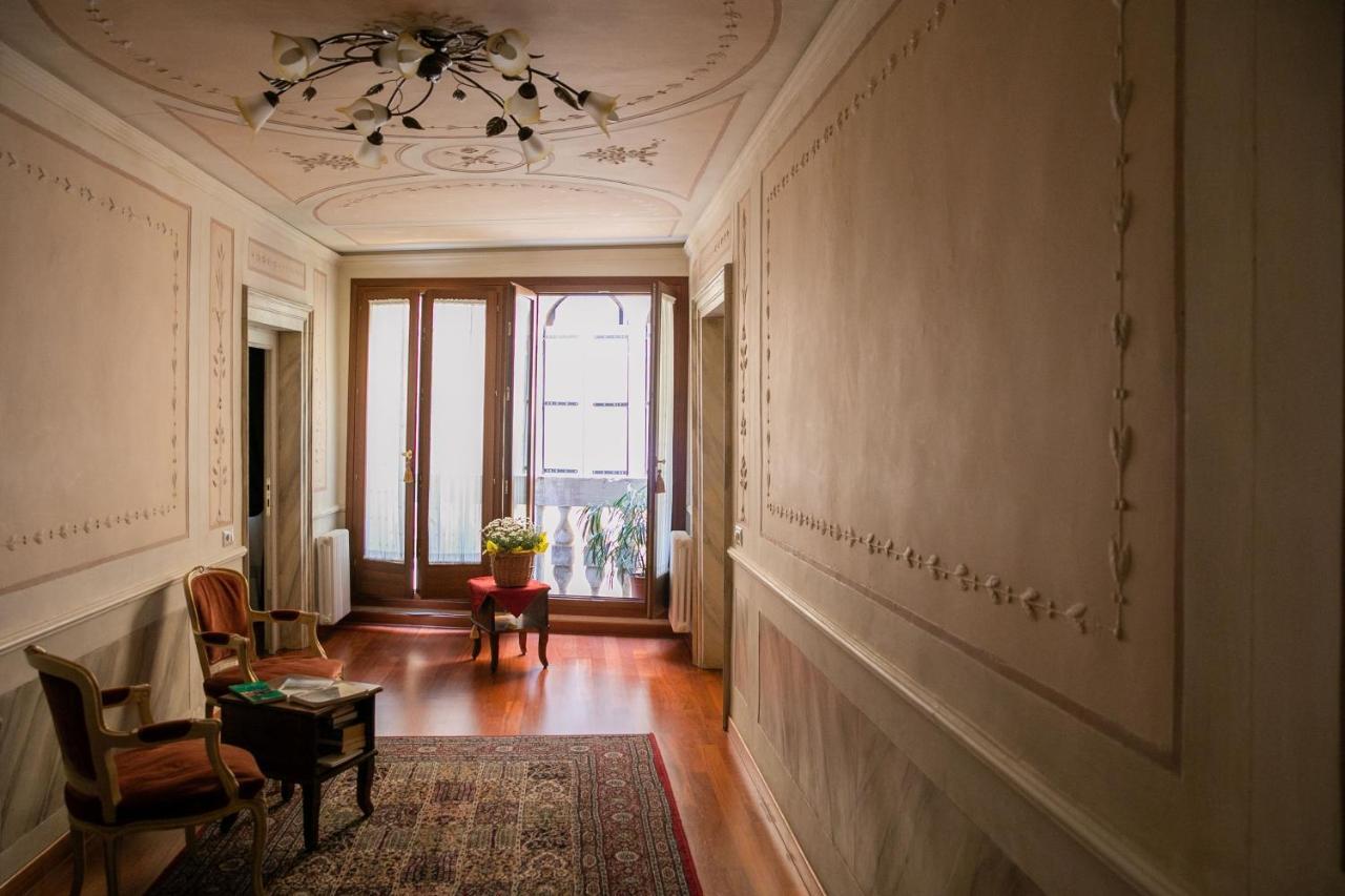 Hidden Gem In Venise Extérieur photo