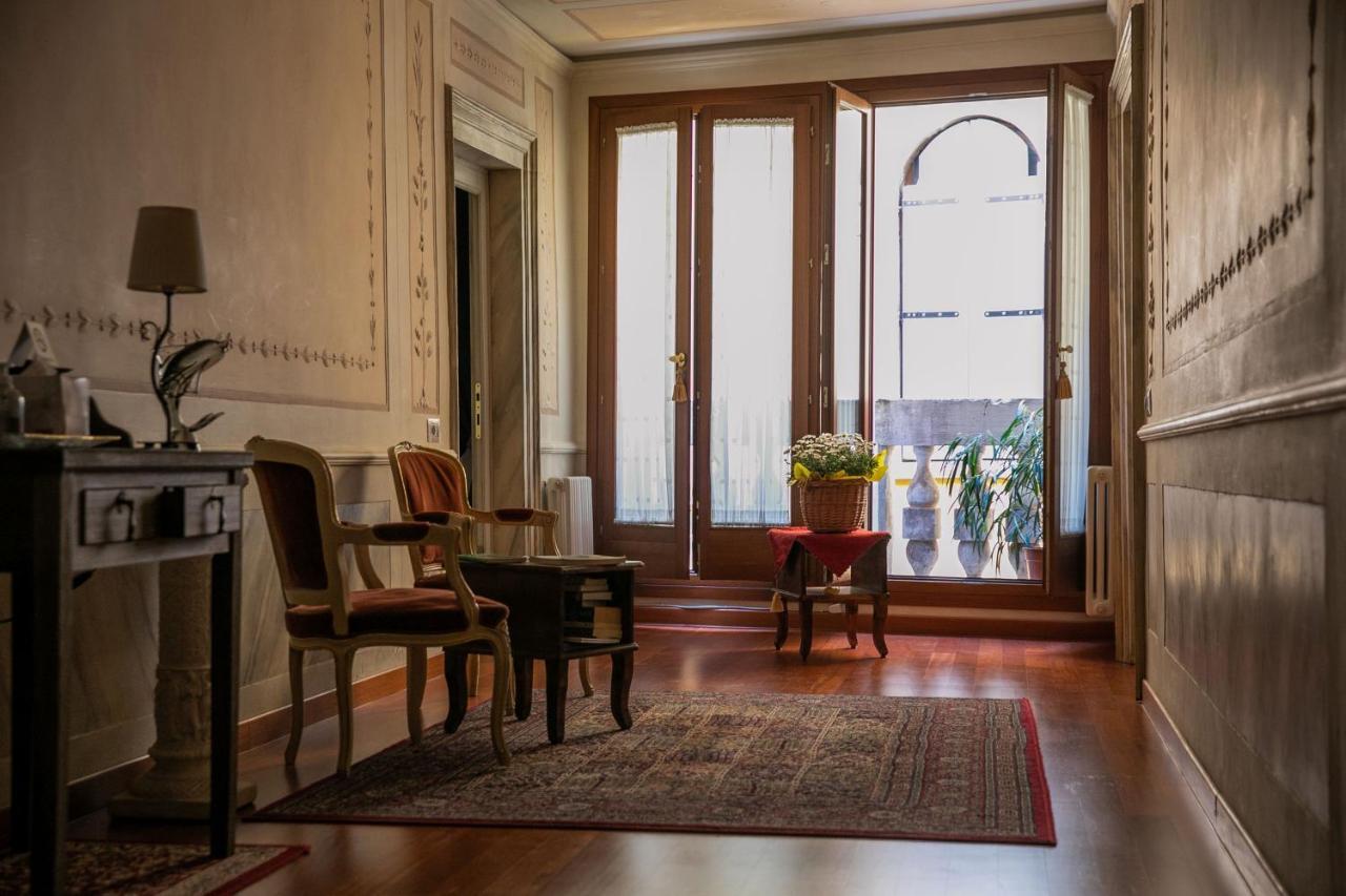 Hidden Gem In Venise Extérieur photo